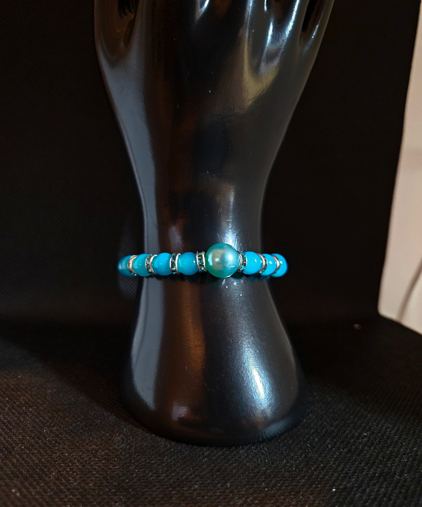 Turquoise Beaded Bracelet – Vibrant Blue Handmade Jewelry