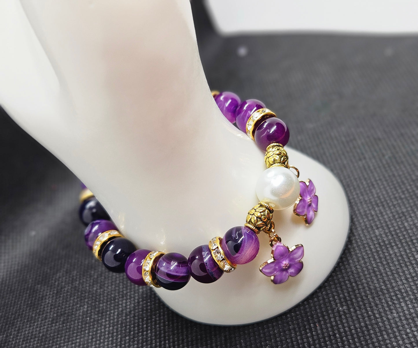 Handcrafted Purple Agate Bead Bracelet with Gold Accents and Floral Charms – Unique Elegant Jewelry