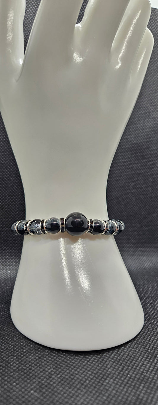 Handcrafted Midnight Charm: Black Beaded Bracelet