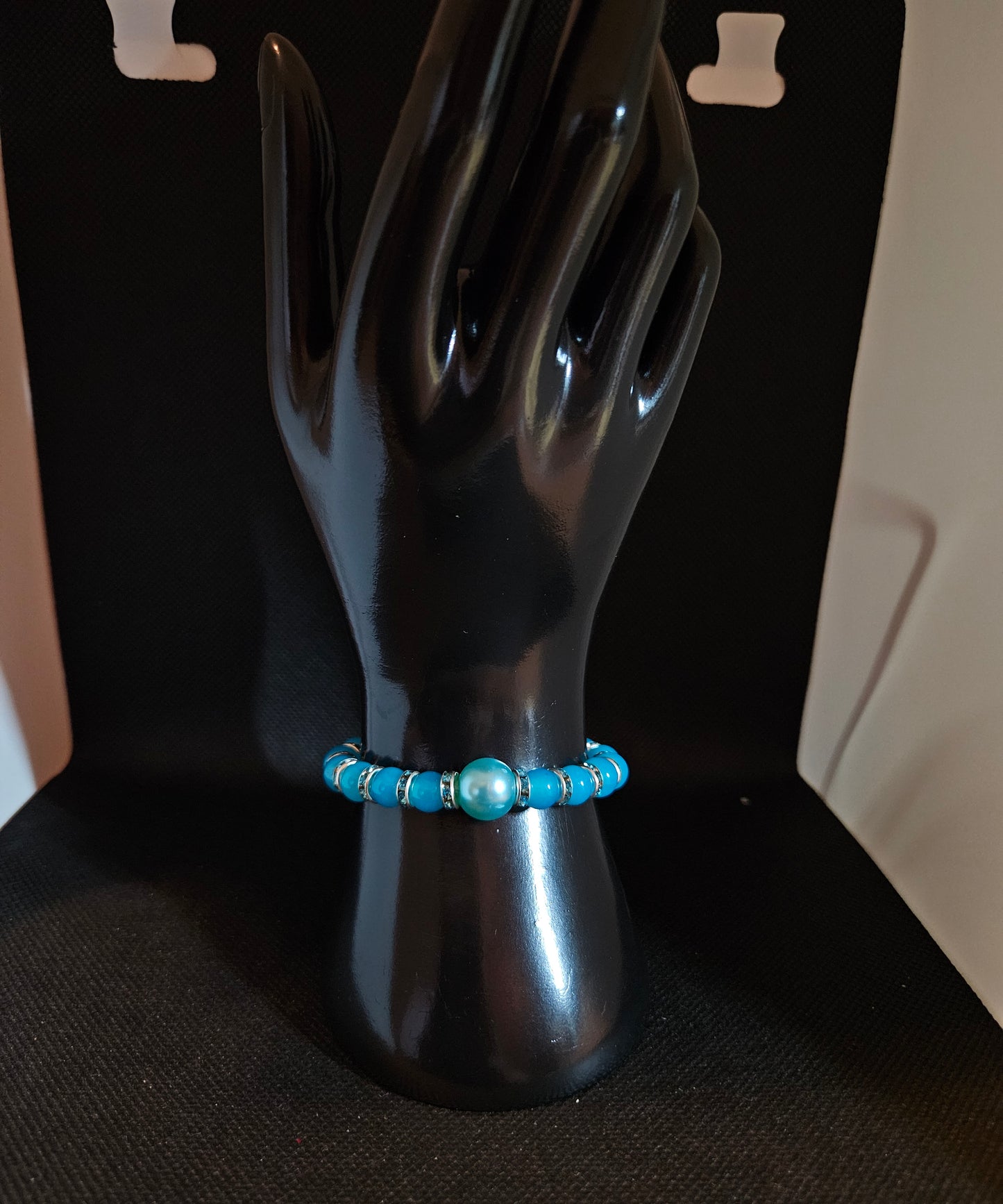 Turquoise Beaded Bracelet – Vibrant Blue Handmade Jewelry